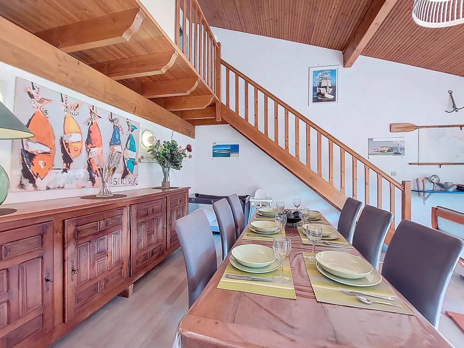 Les Floriales-Drinnen