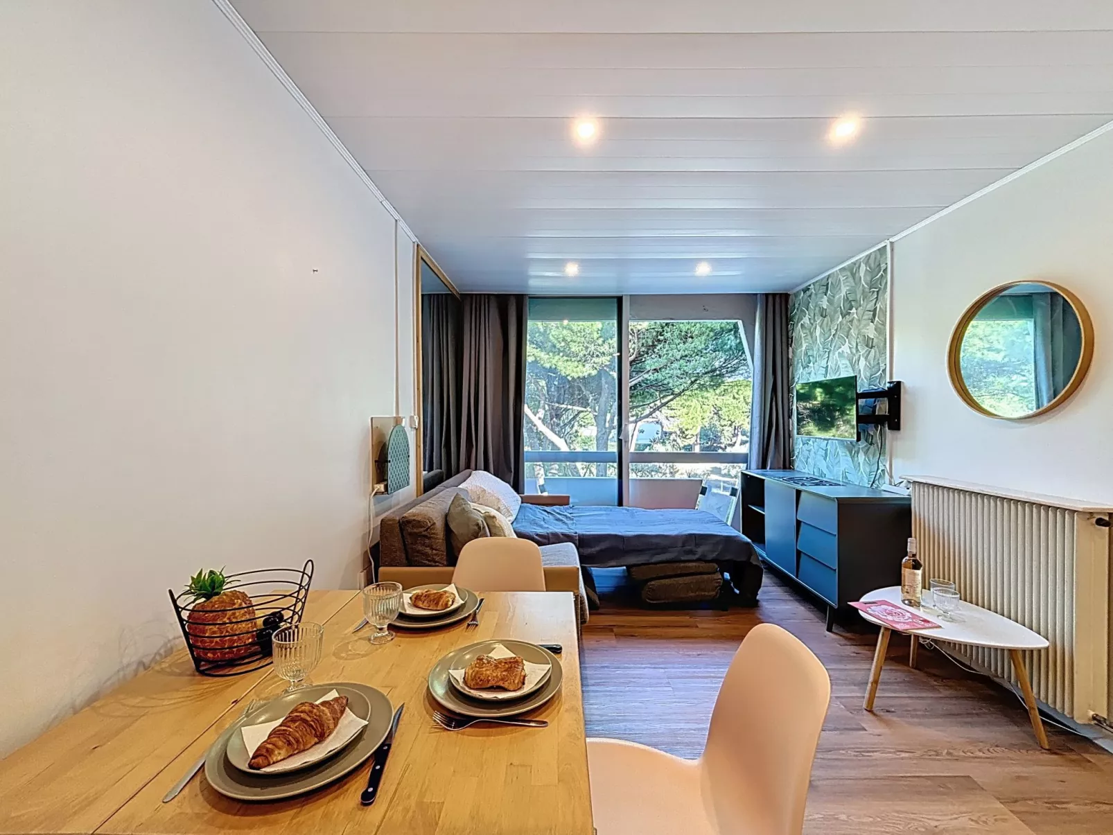 Le Saint Clair-Inside