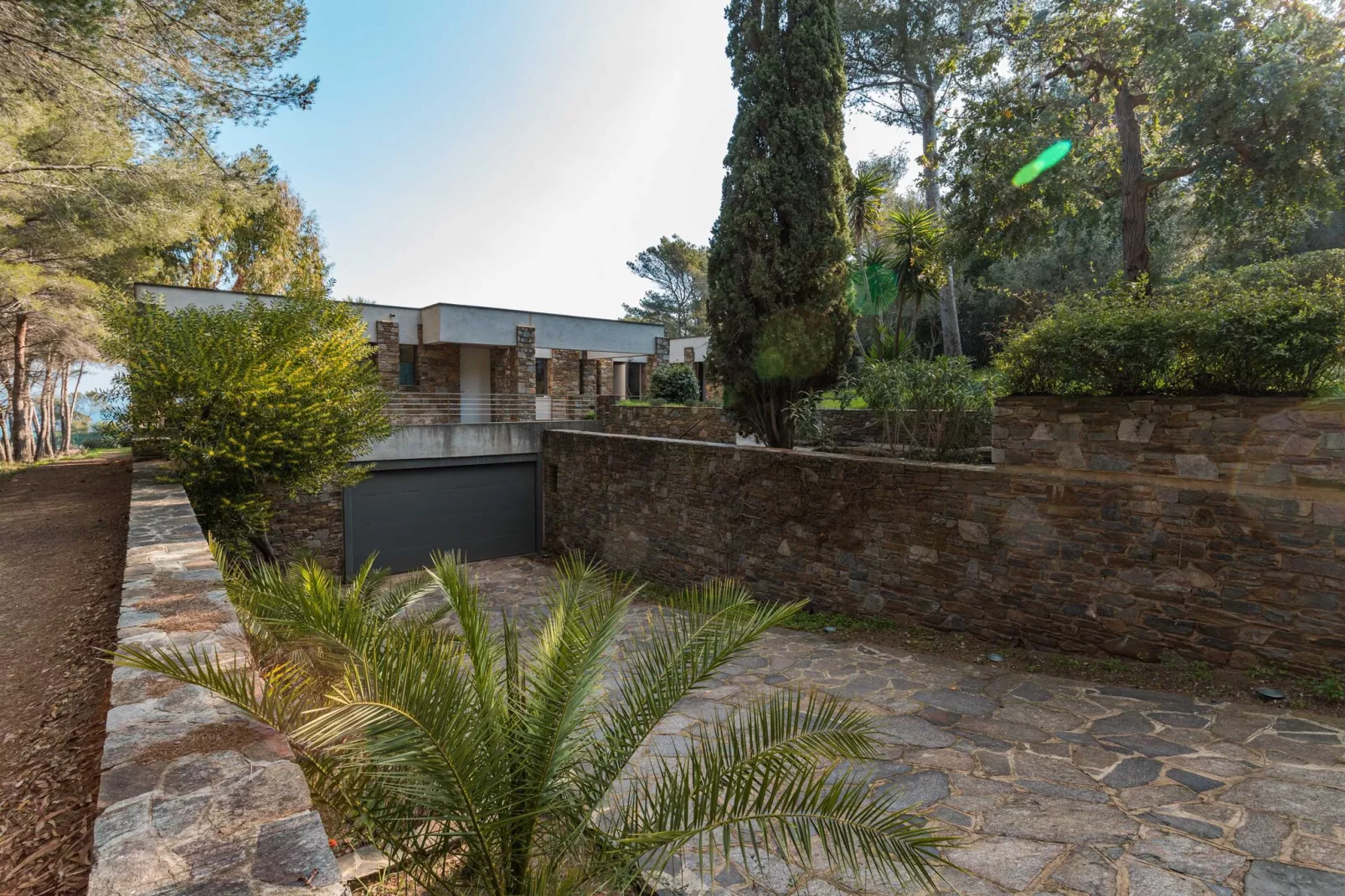 Villa Ephelele-Außenbereich Sommer