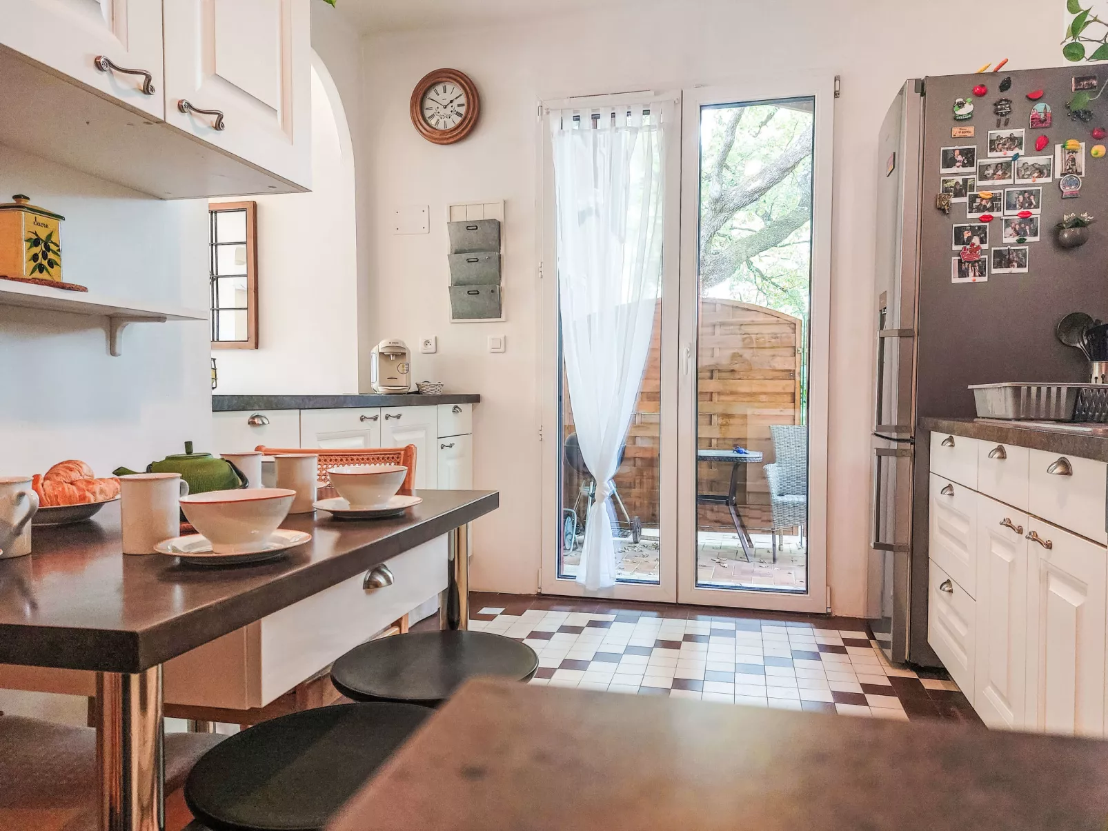 Les Pierres Fleuries-Inside