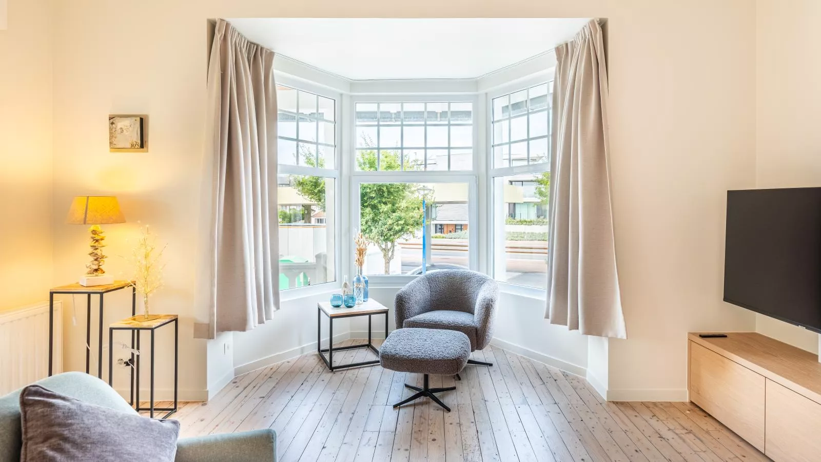 La Classe-Living room