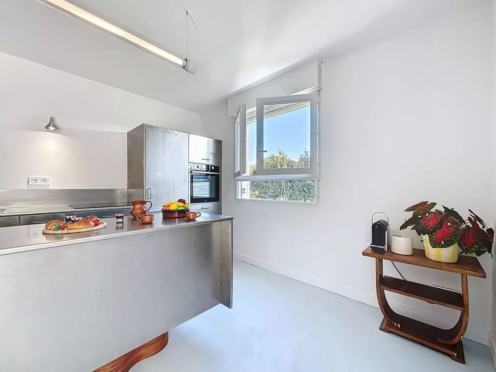 Ma Petite Mer-Dedans