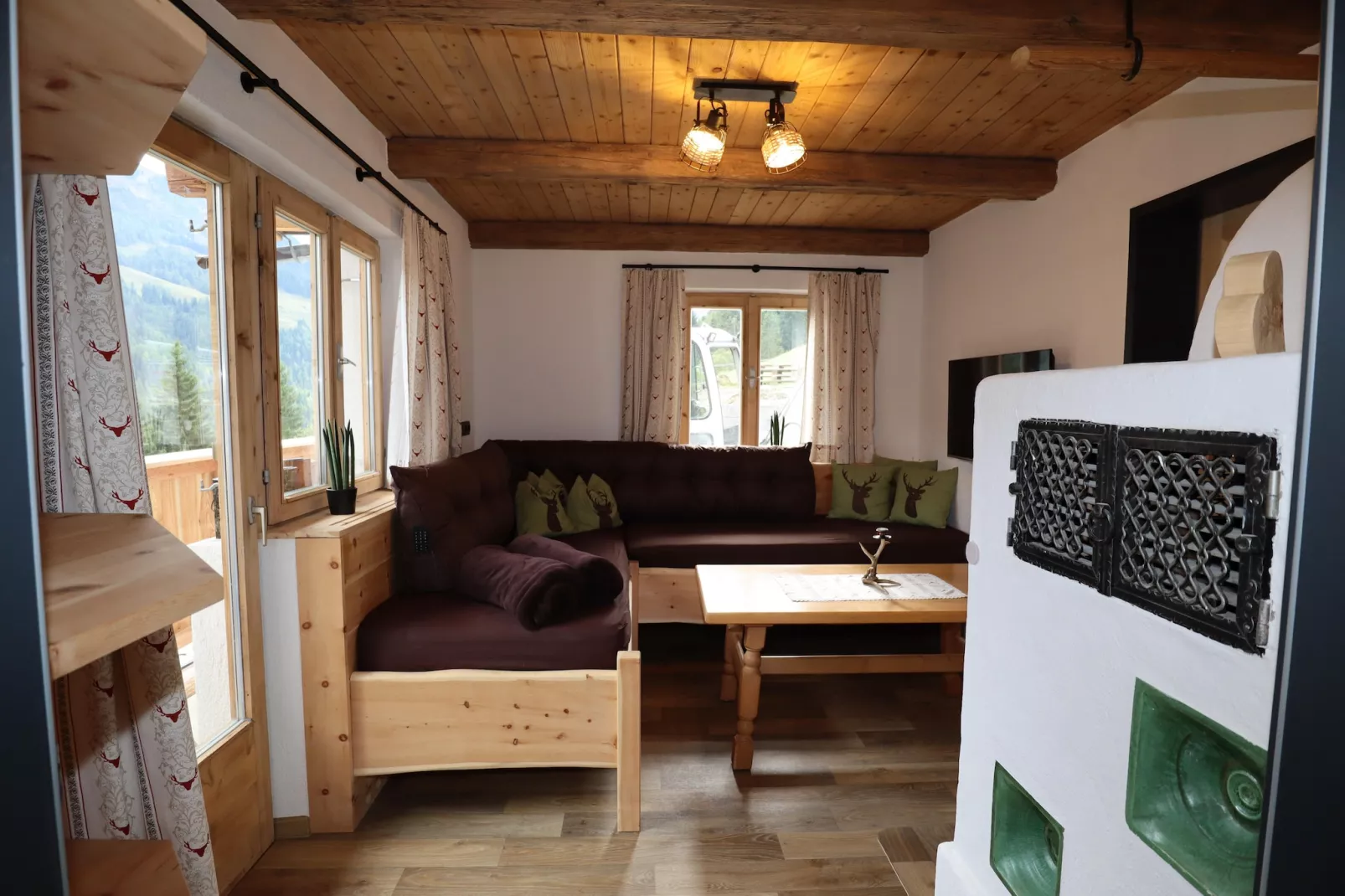 Berghütte Almleben-Salon