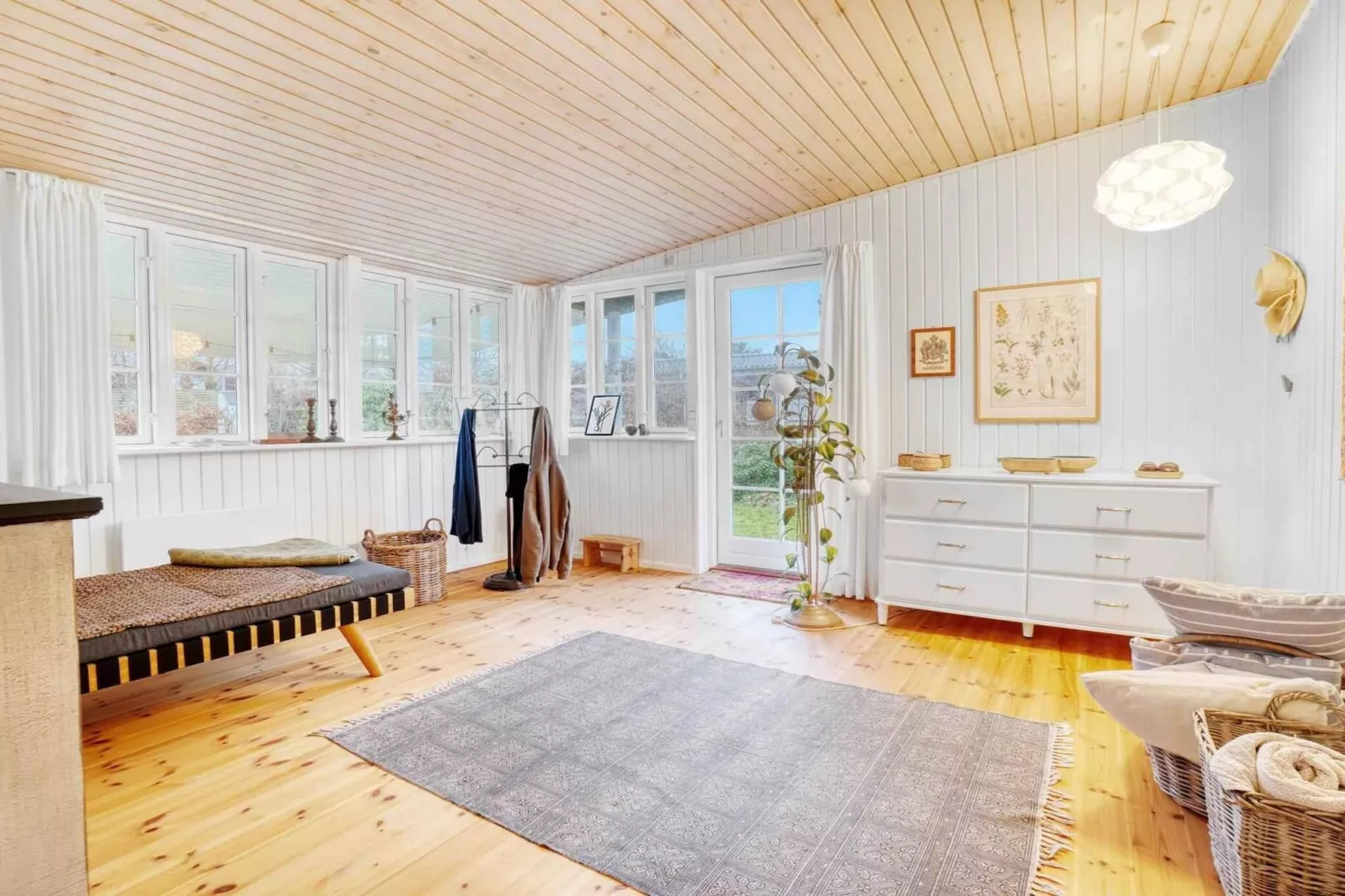 5 star holiday home in Dronningmølle-Indoor
