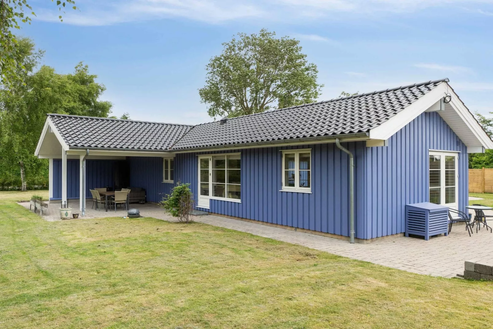 5 Sterne Ferienhaus in Nykøbing Sj-Im Freien