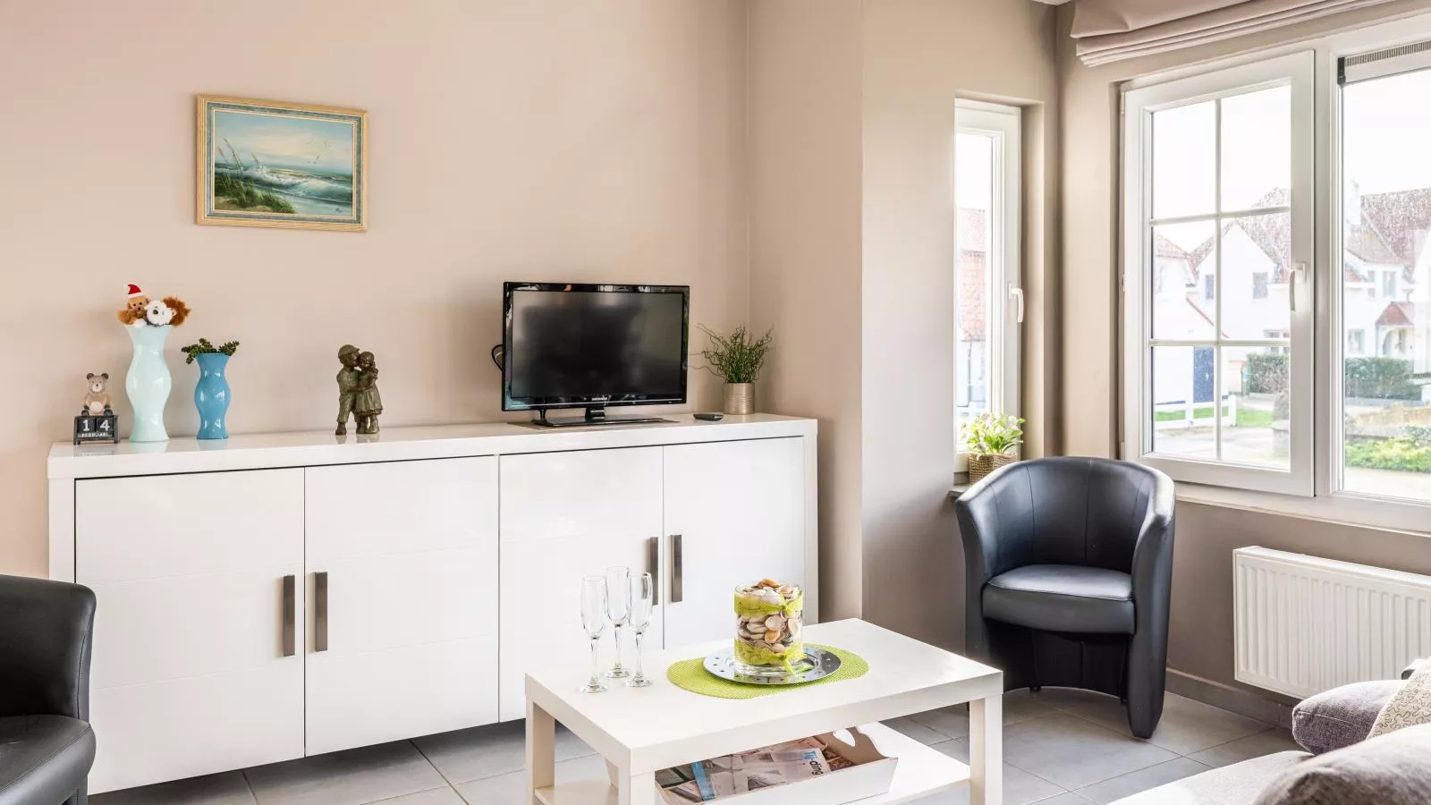 Les Trois Moineaux-Wohnzimmer