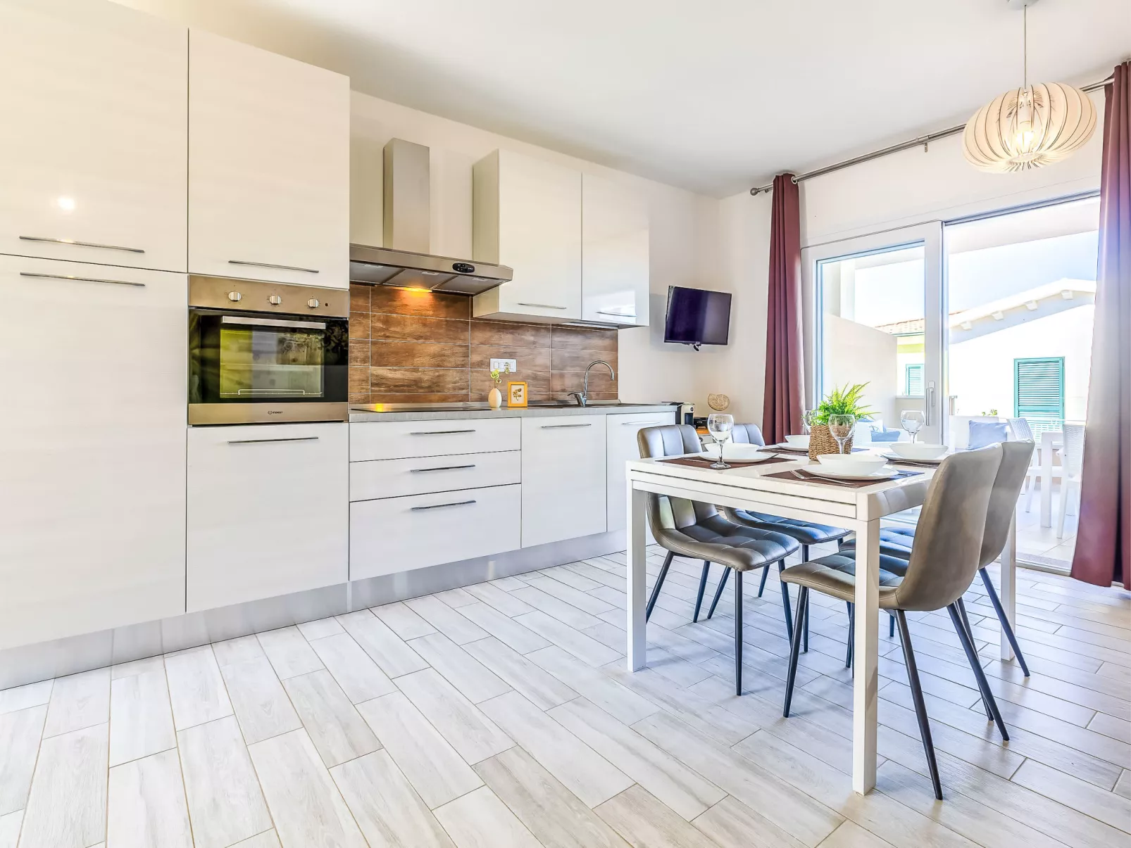 Granello di sole-Dedans