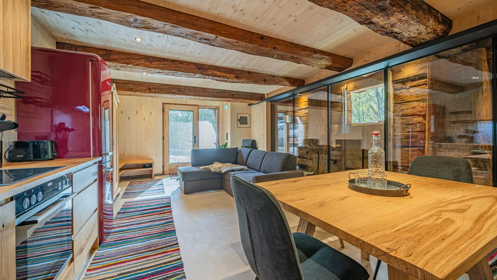 Raneburg 4 Stallhaus-Esszimmer