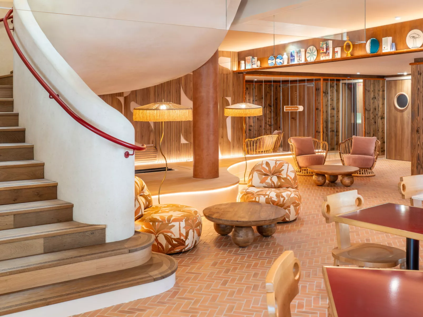 La Résidence-Drinnen