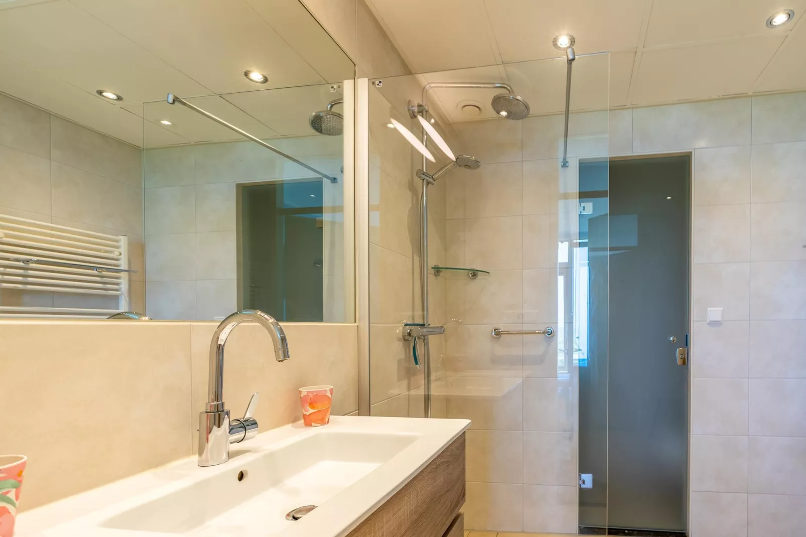 Juliana 110 - Bathroom