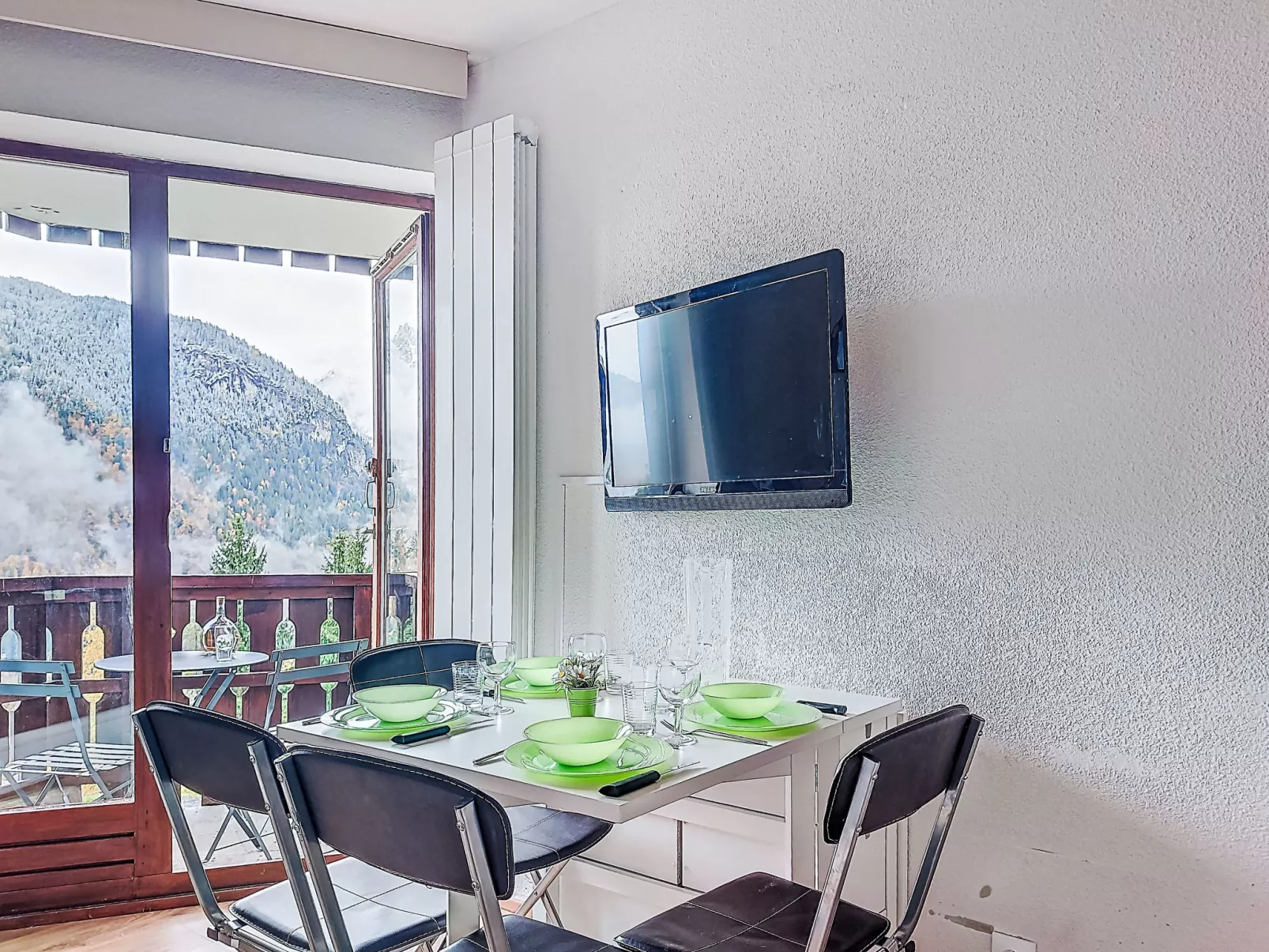 L'aiguille noire-Dedans