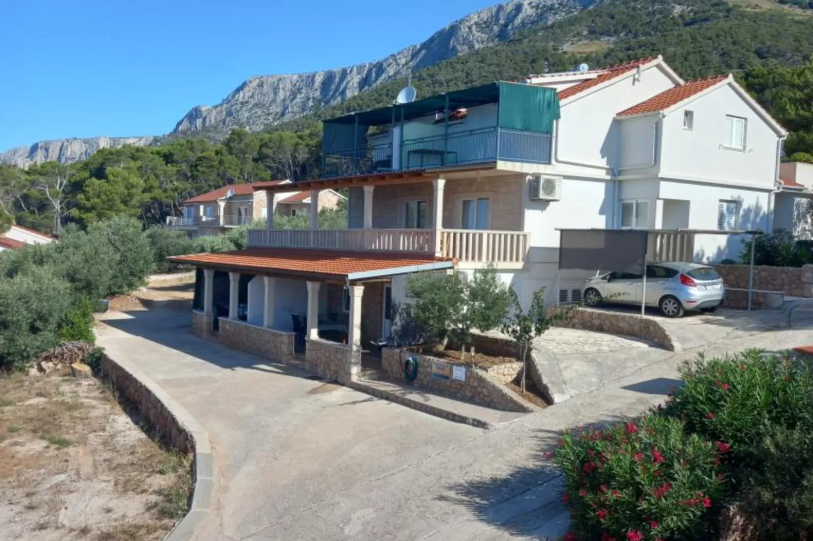 One Bedroom Apartment with Balcony and Sea View-Extérieur