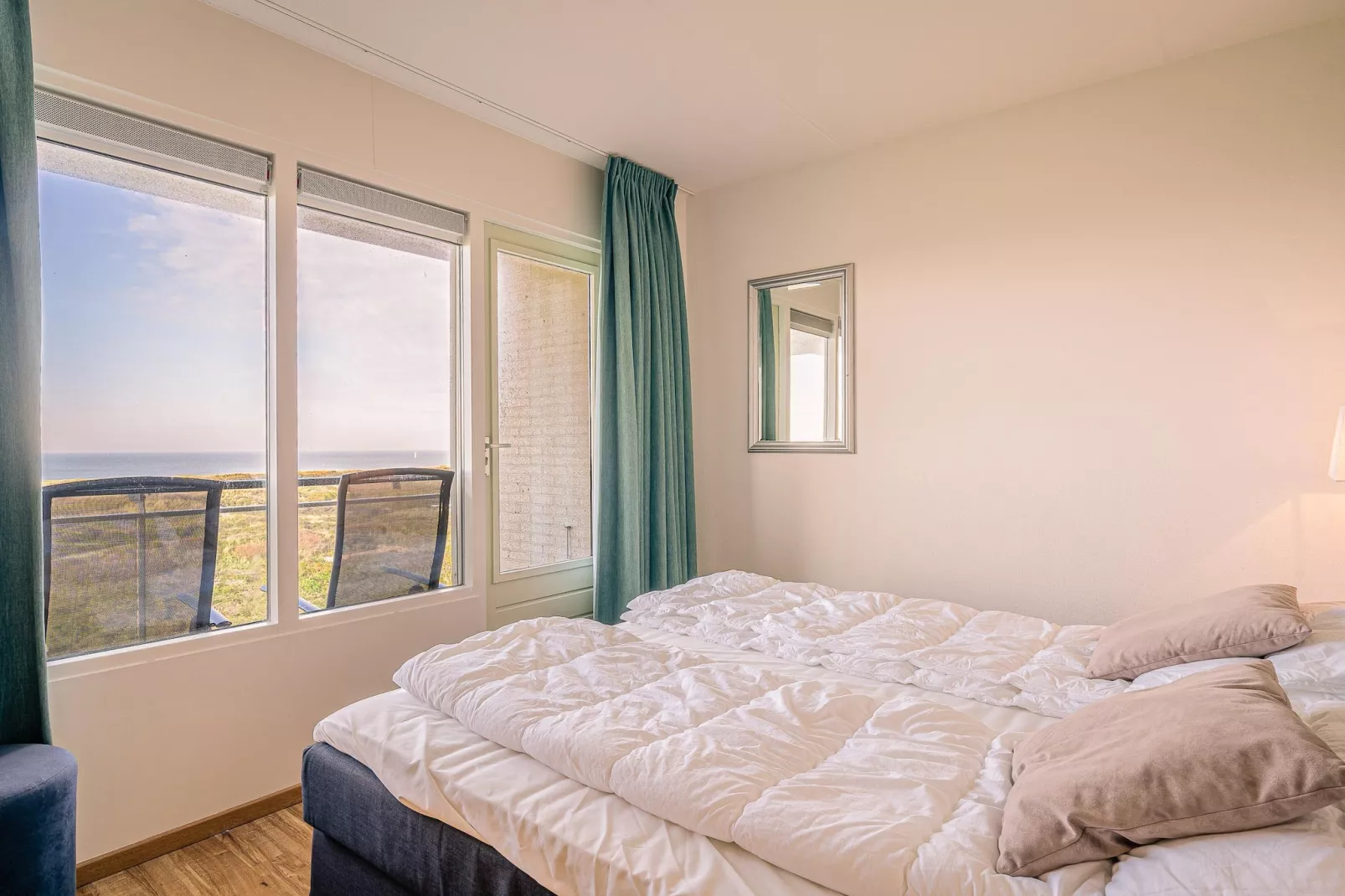 Juliana 102 - Bedroom