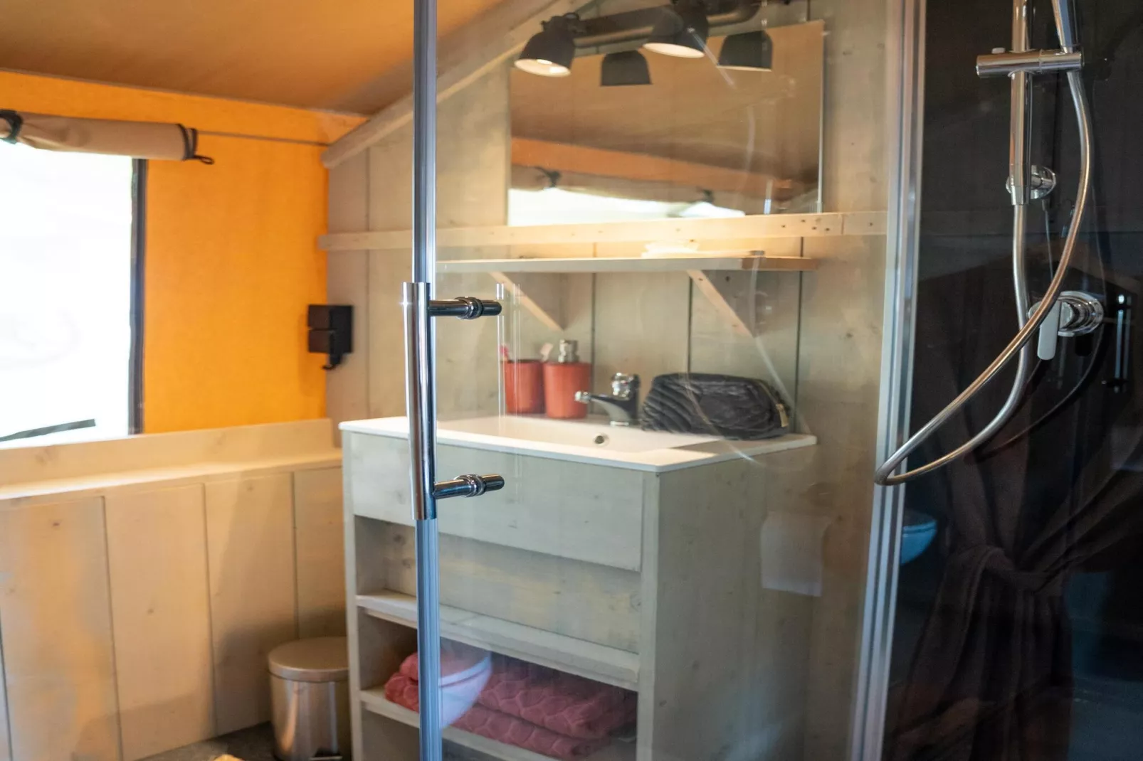 Ranger lodge | 6 persoons-Badezimmer