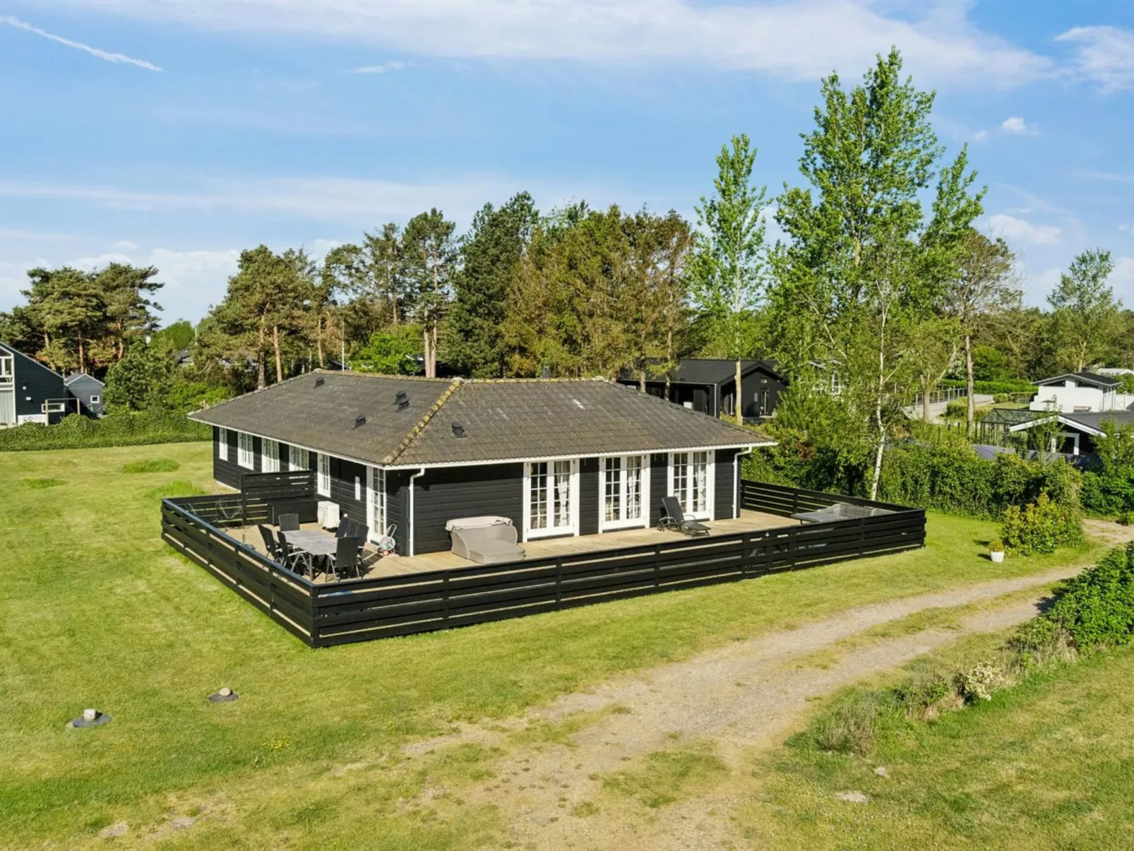 "Dietke" - 85m from the sea-Draußen