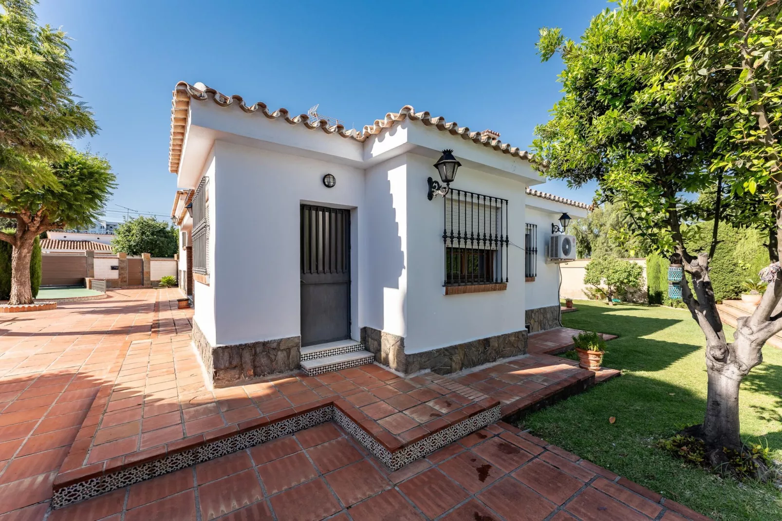 CT 387 - Faro's Villa Lola en Churriana - Málaga-Extérieur été