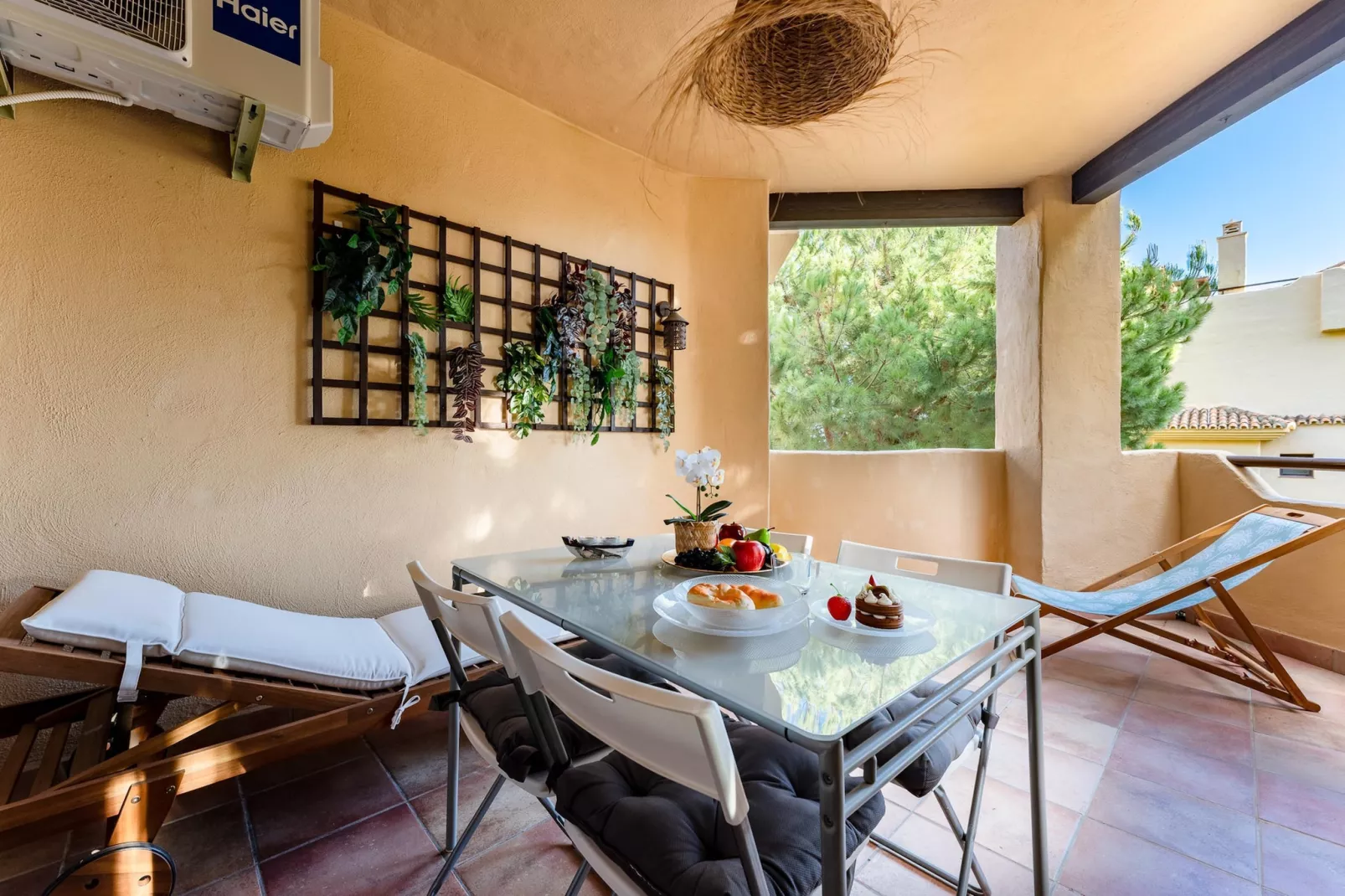 CT 349 - Faro's Stupa Hills - Benalmadena-Esszimmer