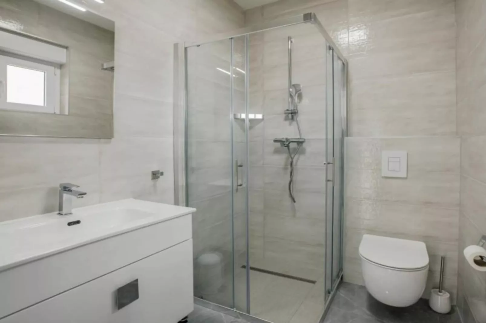 Beautiful Haven Villas - Villa Antonija with Outdoor Pool-Bathroom