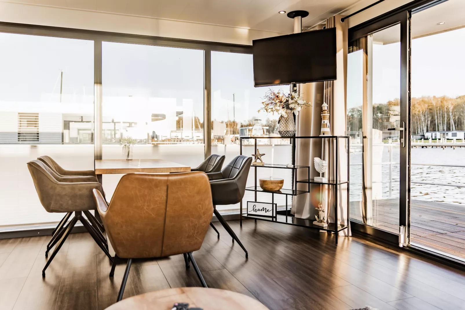 Hausboot in Peenemünde-Wohnzimmer