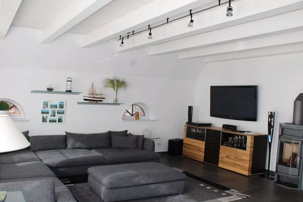 512145-Nicht zugeordnet