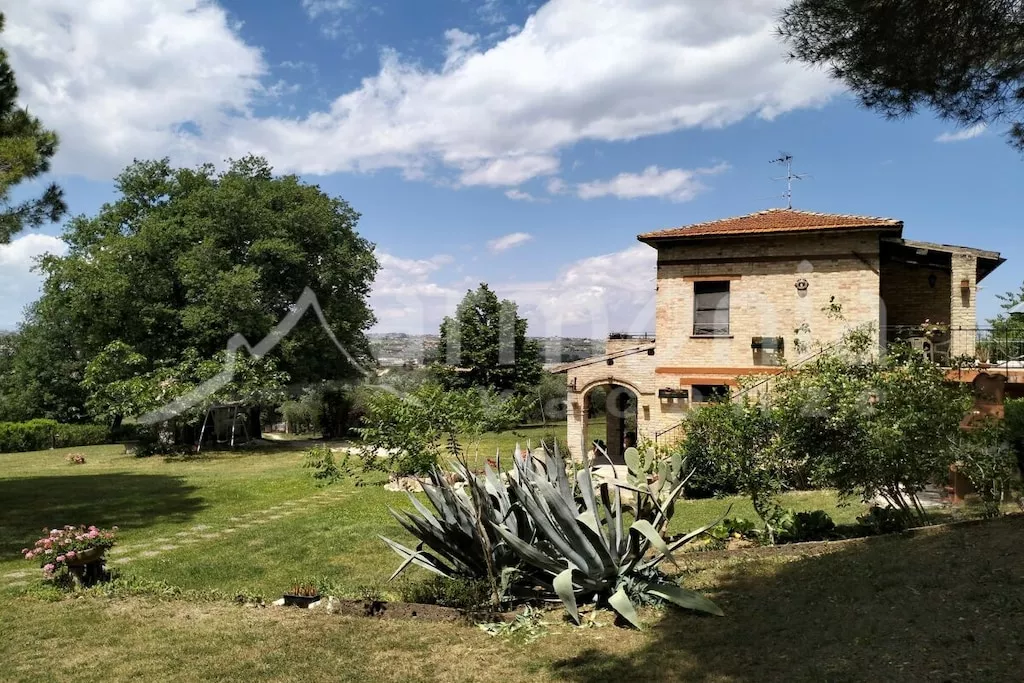 561526-Nicht zugeordnet