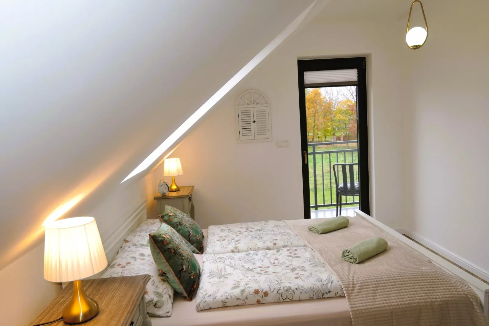 Green Hill Domysłów-Chambre