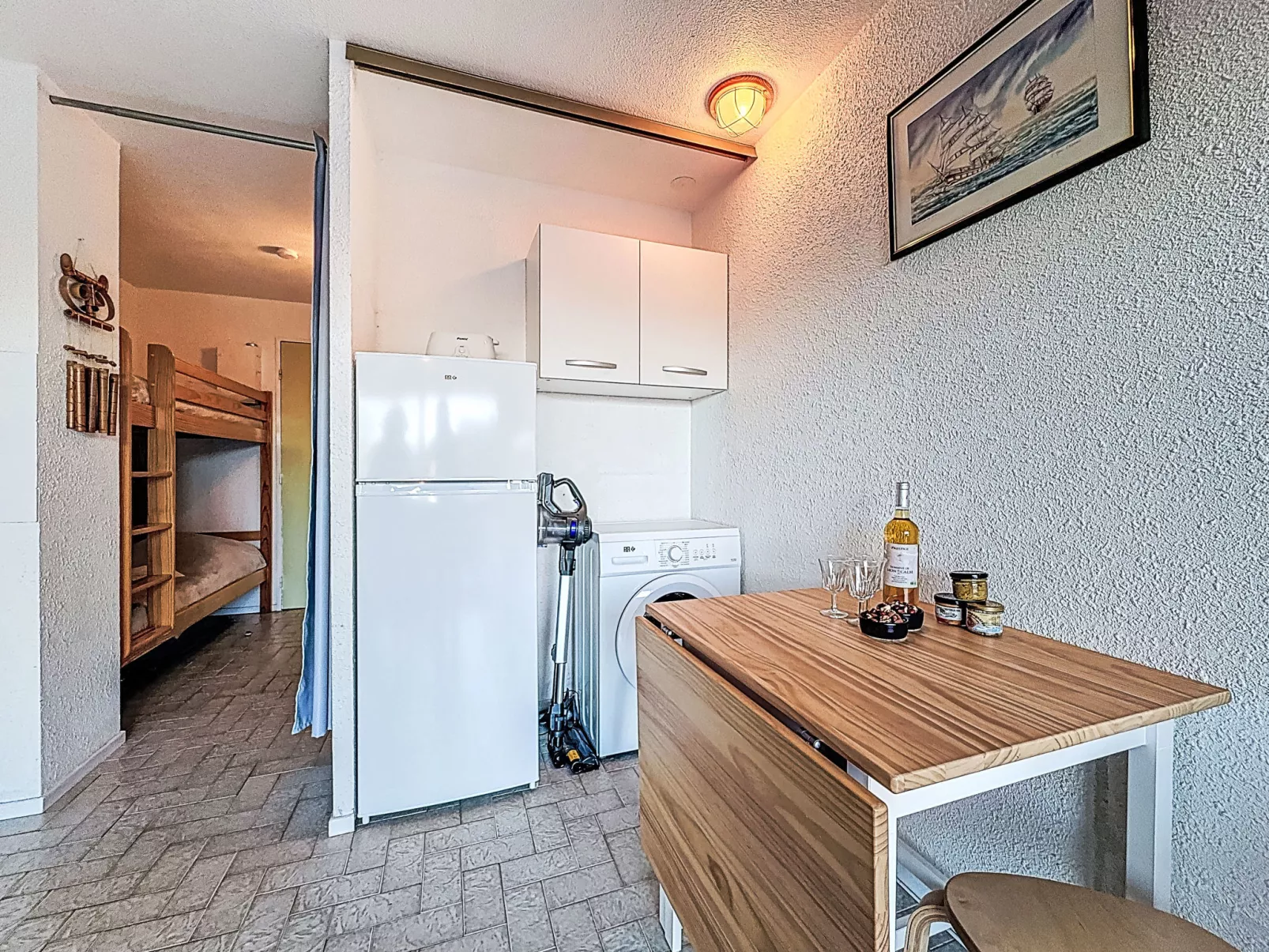 Le Lagon Bleu-Dedans