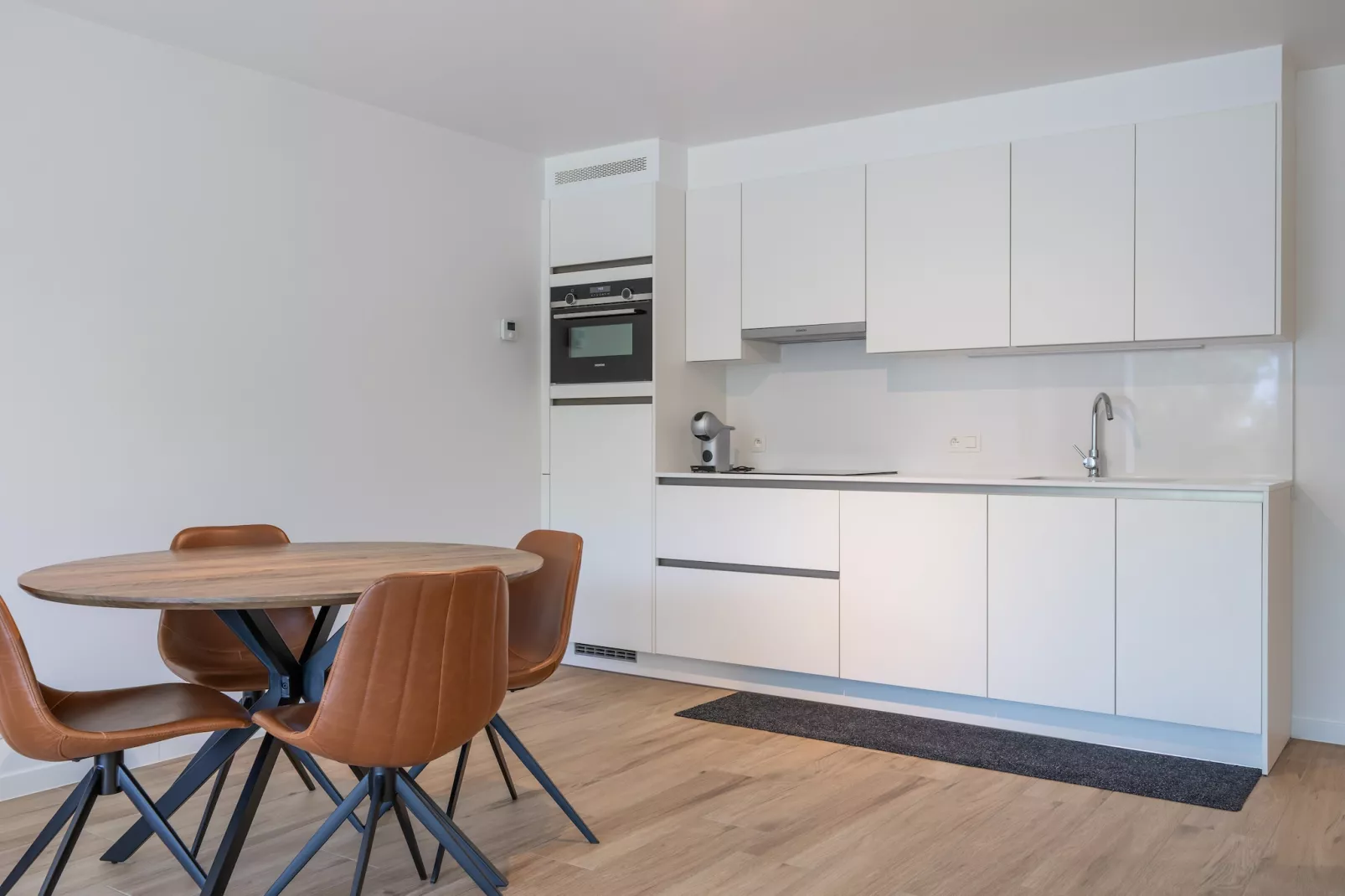 Central Park 14/0302 + parking 16-Kitchen