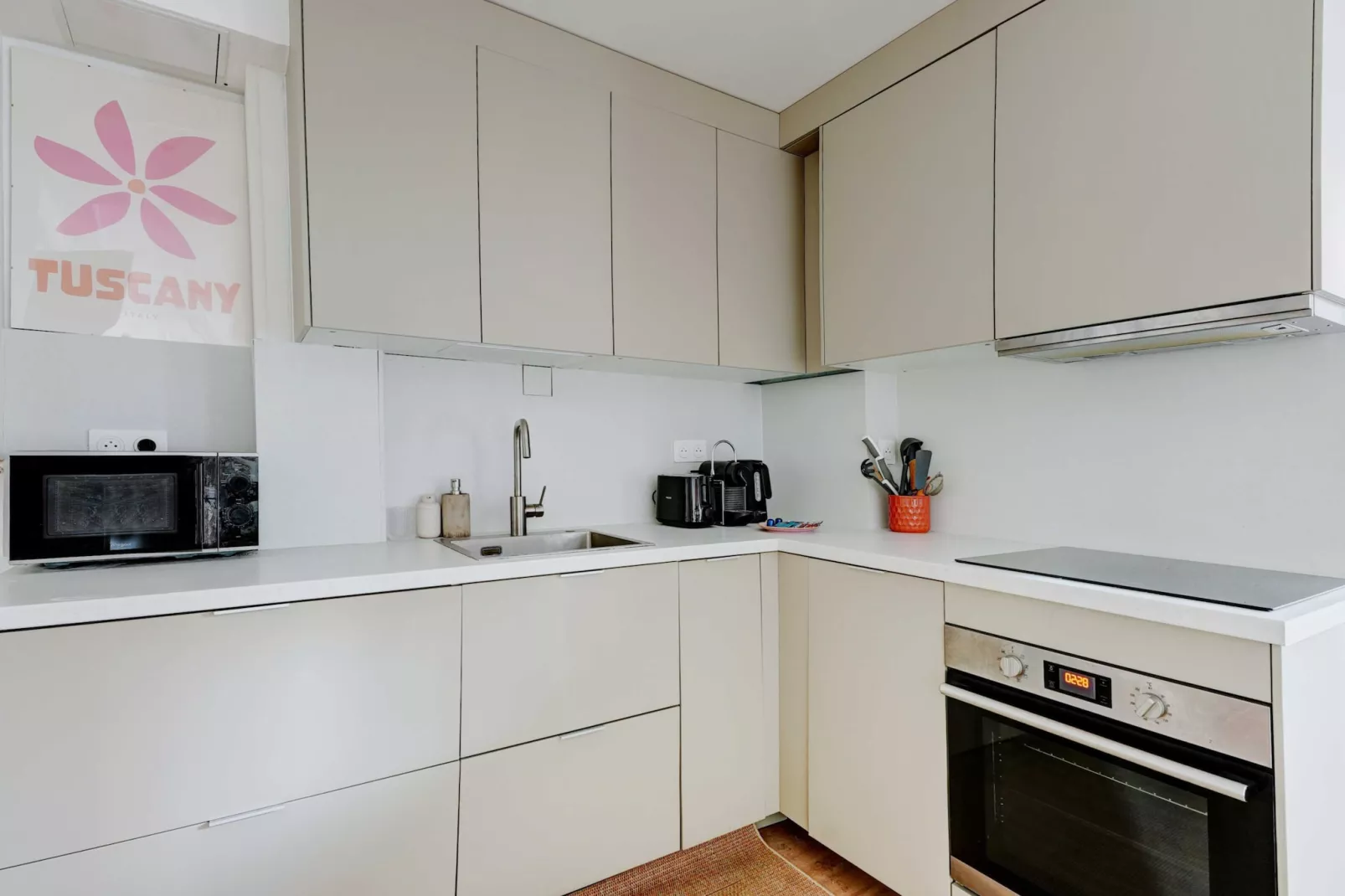 TB-101-THOREZ-Kitchen