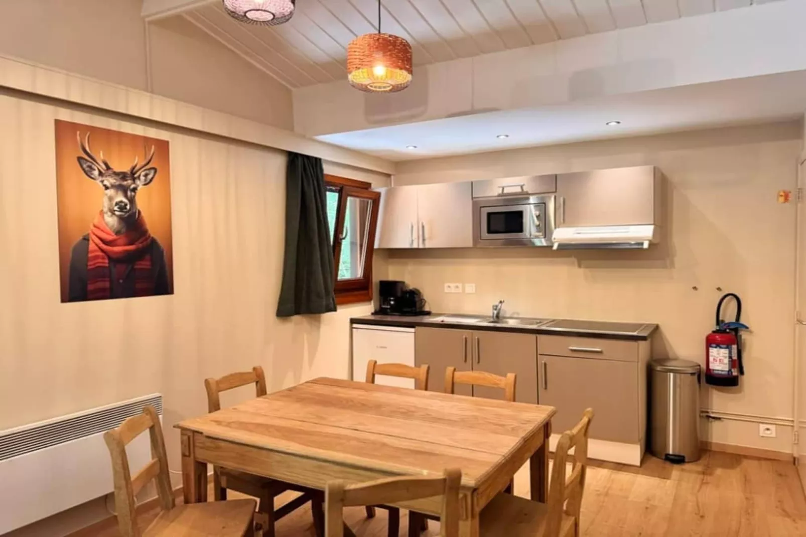 OREE DU BOIS-Esszimmer