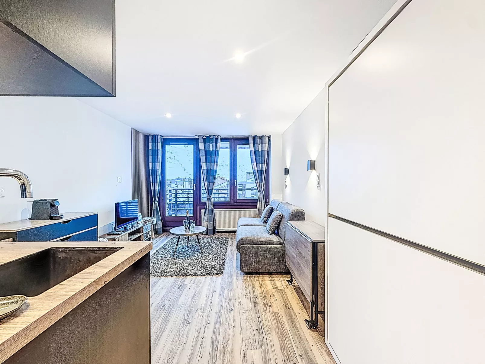 Le Curling B (Val Claret)-Drinnen