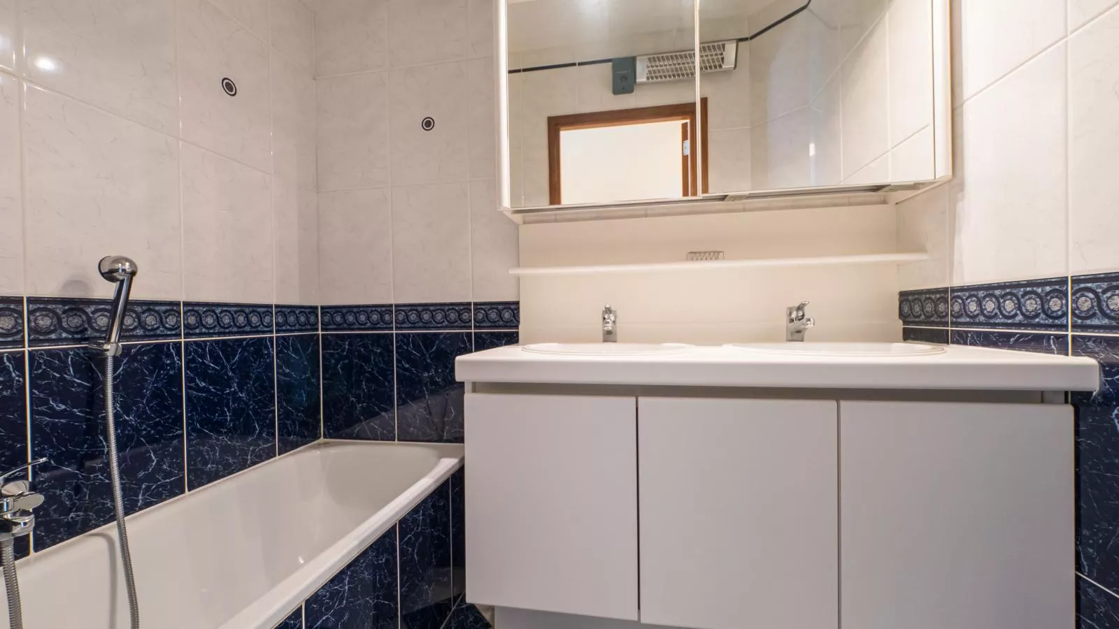 Azur Palace  - 0602-Bathroom