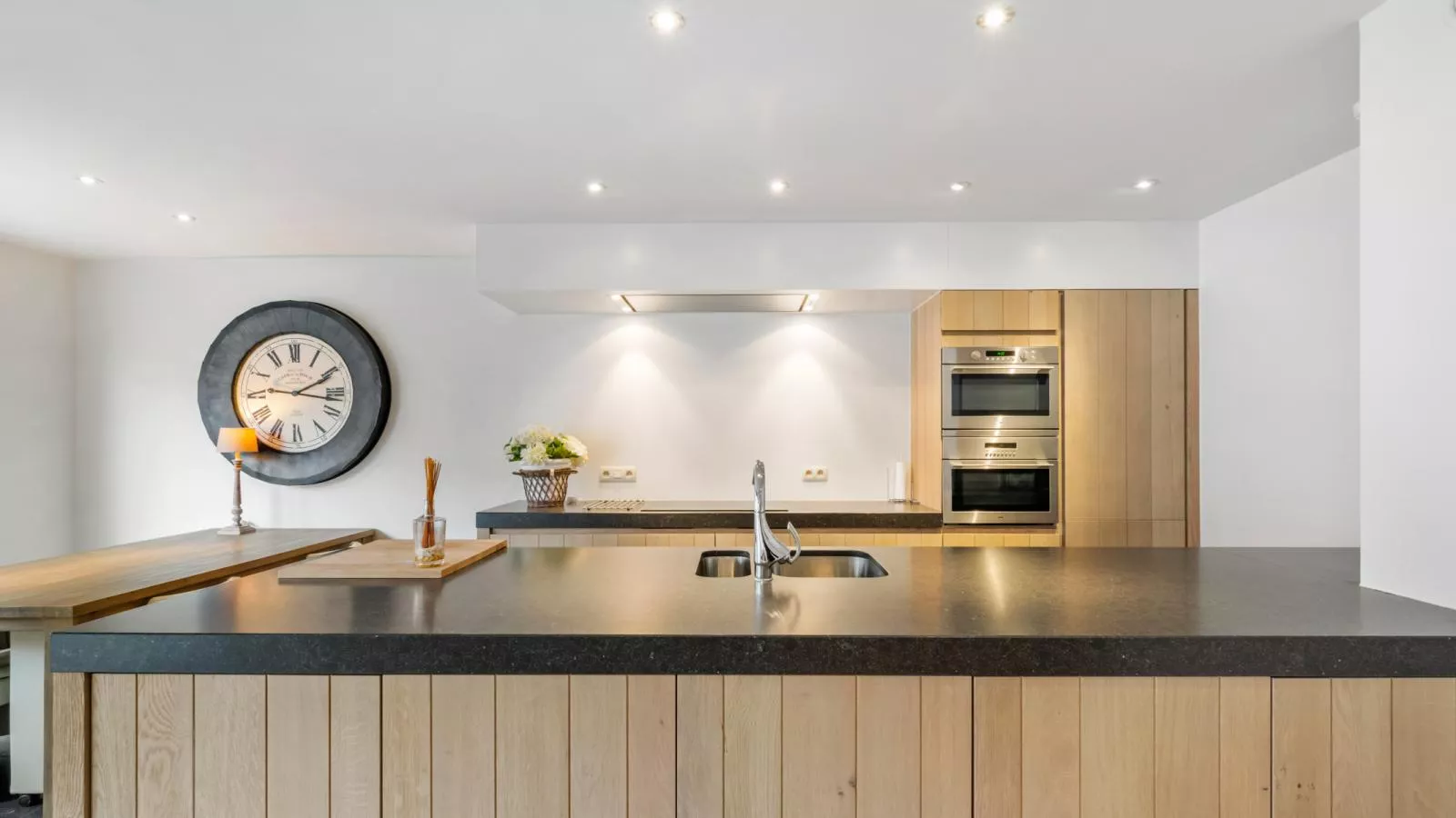 Jacob Van Maerlant  - V1-Küche