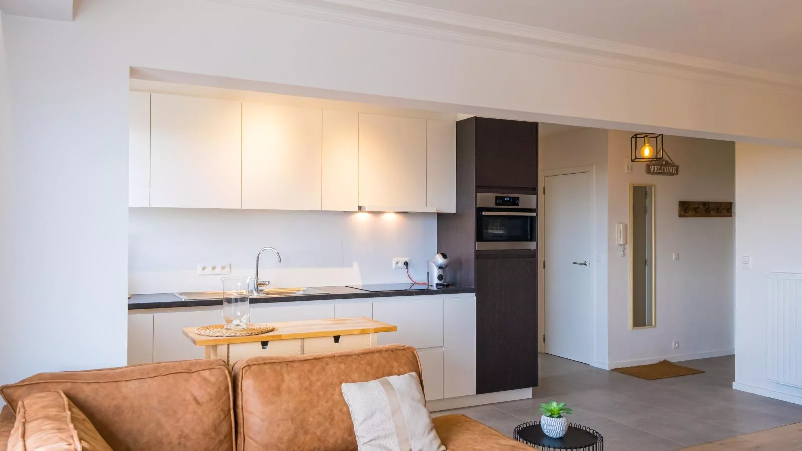 Majestic - 0505-Living room