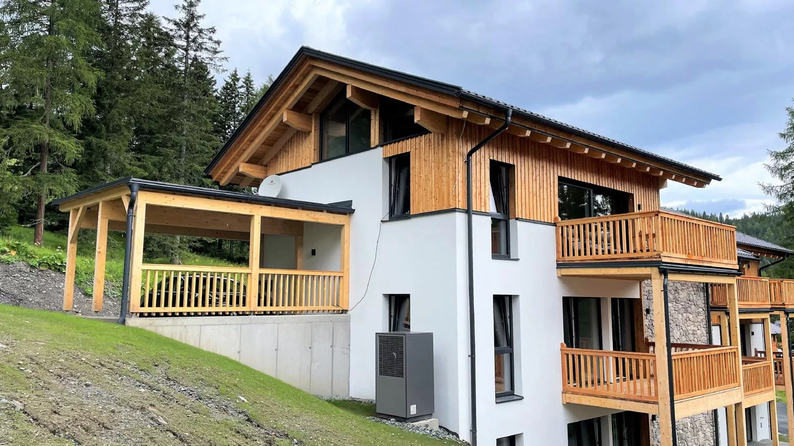 Atemlos Mountain Chalet-Exterior summer