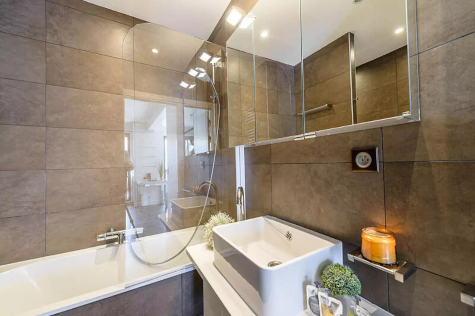 Appartements à Duingt-Untagged