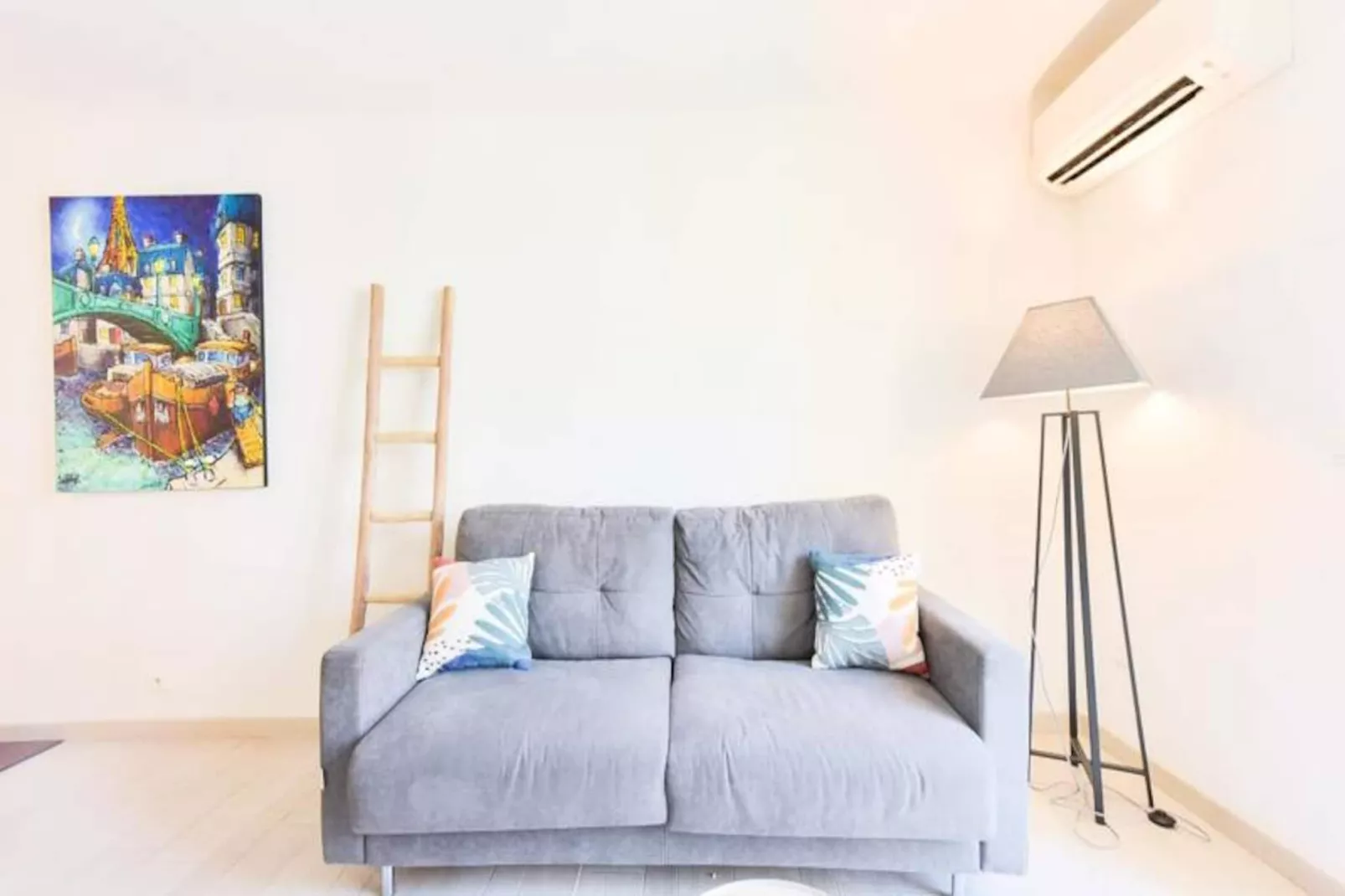 Résidence 2p Hyper Centre Cannes, 100 Plages-Untagged