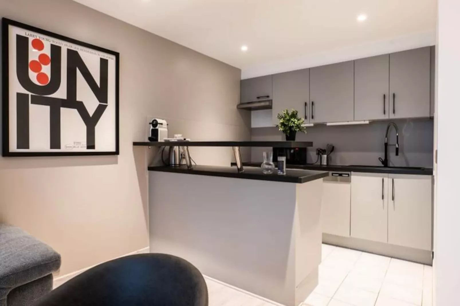 Résidence 2p Moderne, Proche Plages Et Palais Des Congr&egrave;s-Untagged