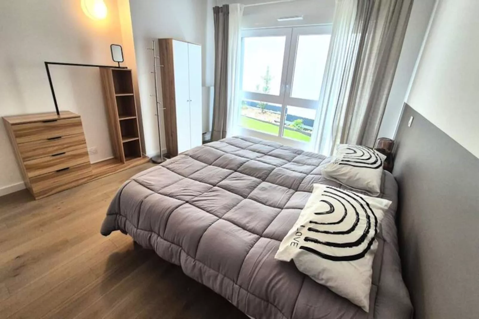 Résidence Paris-Untagged