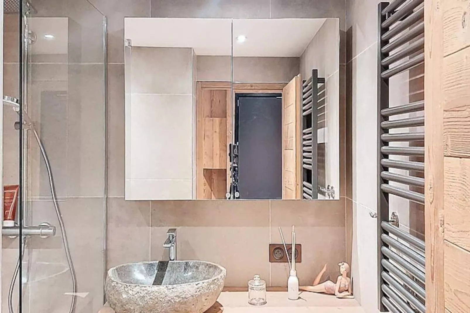 Pv Chalet De Solaise-Untagged