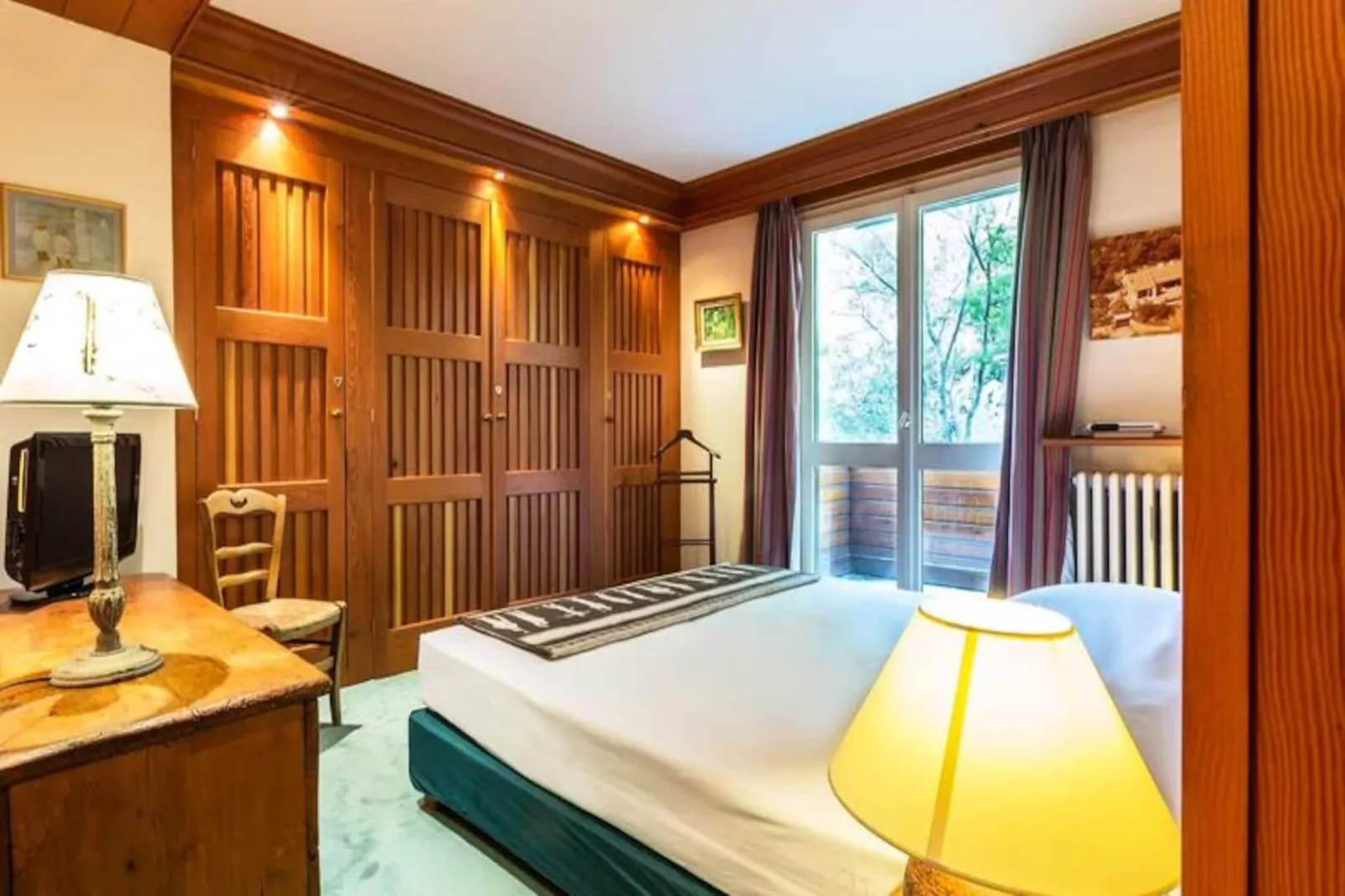 Résidence Hauts De Val-Non tagué