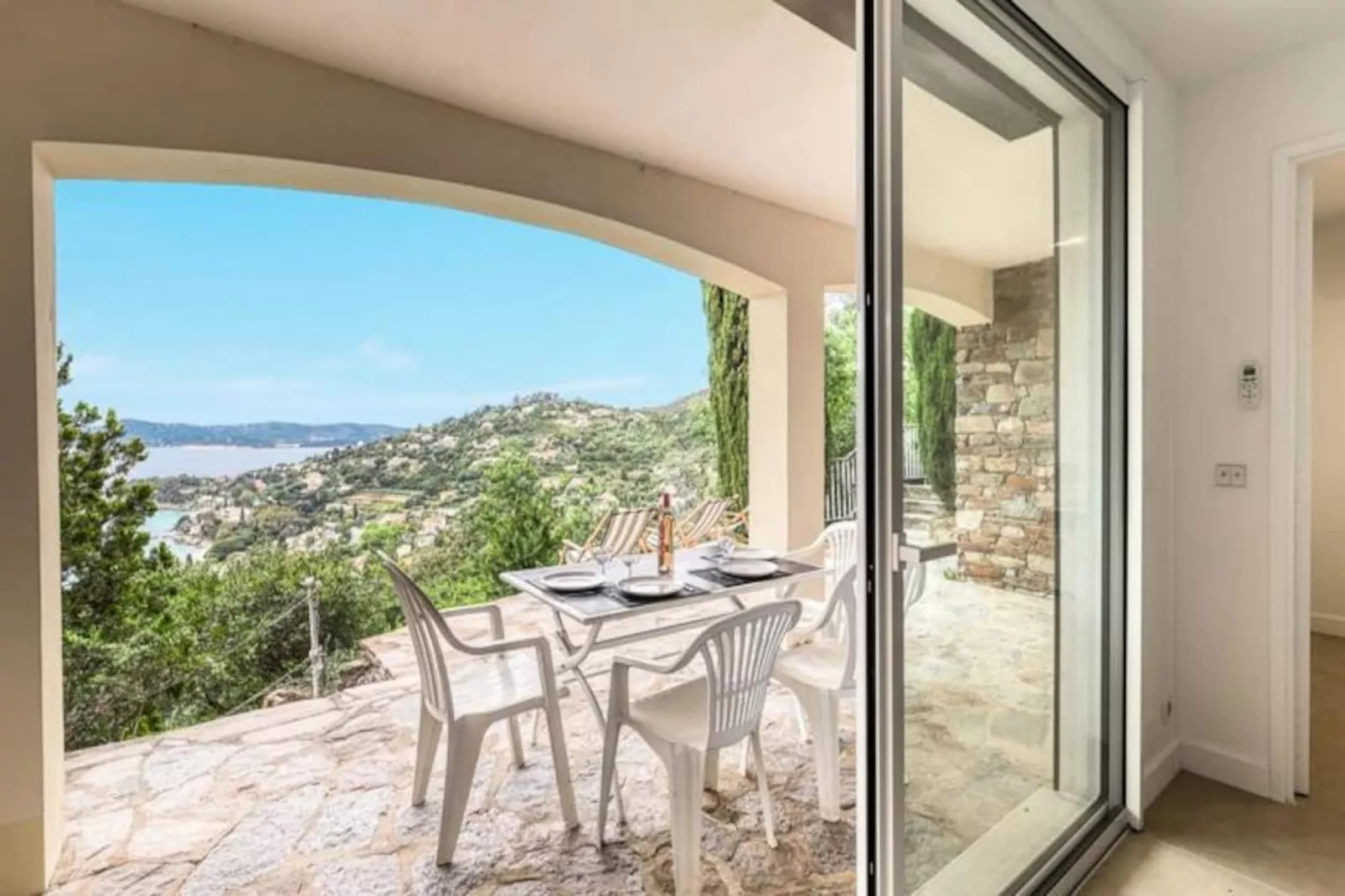 Résidence T2 Lumineux Avec Terrasse Et Vue Mer &ndash; Le Lavandou, Aiguebelle-Non tagué