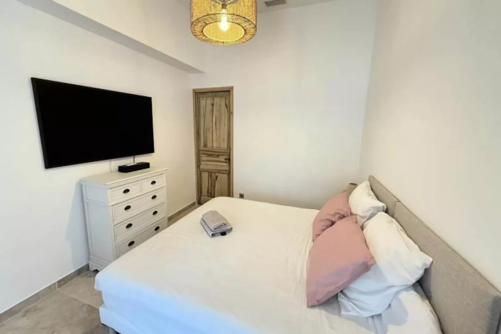 Superbe Mas Proven&ccedil;al - Piscine - Tennis - Parc-Untagged