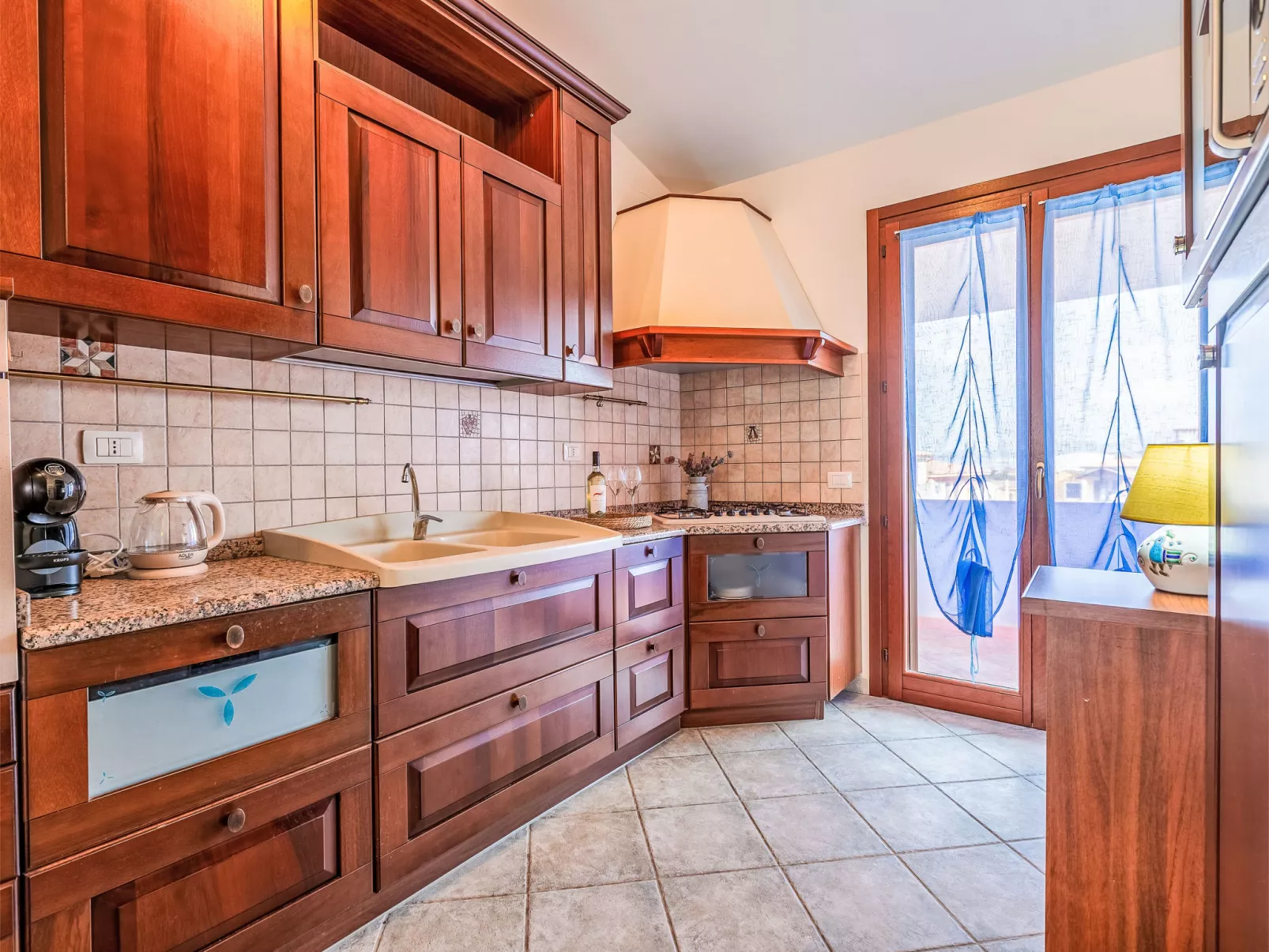 Su Sguardu 'e su Mari-Drinnen