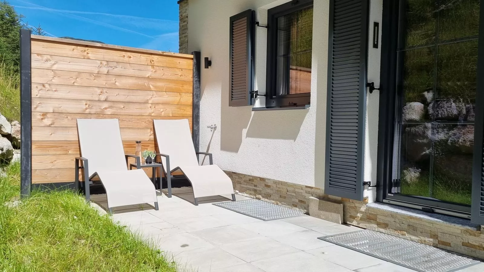 Edelweiss Lodge-Terrace balcony