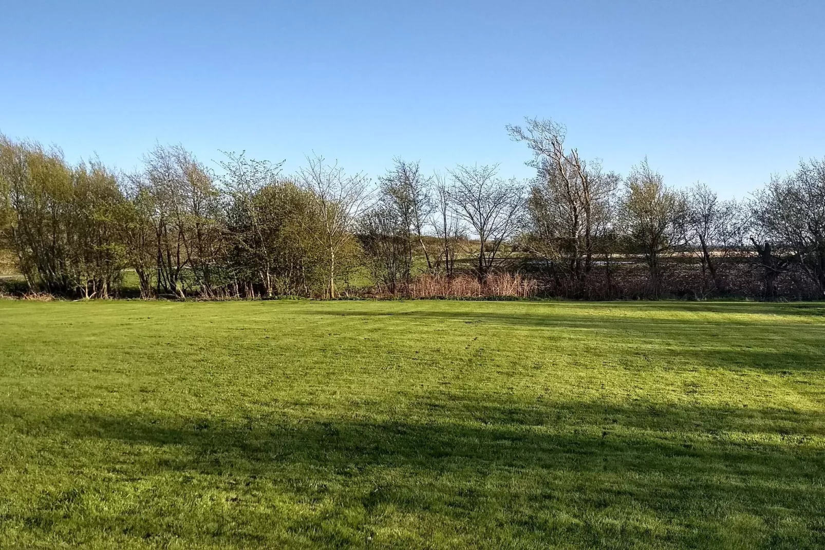 Maison rustique avec cheminée-Non tagué