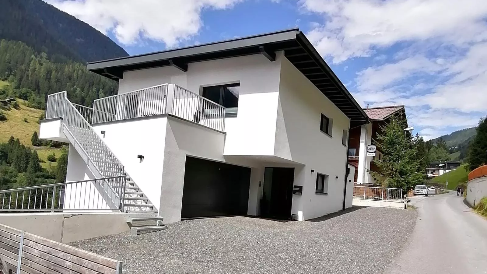 Apartment Recher-Exterior summer