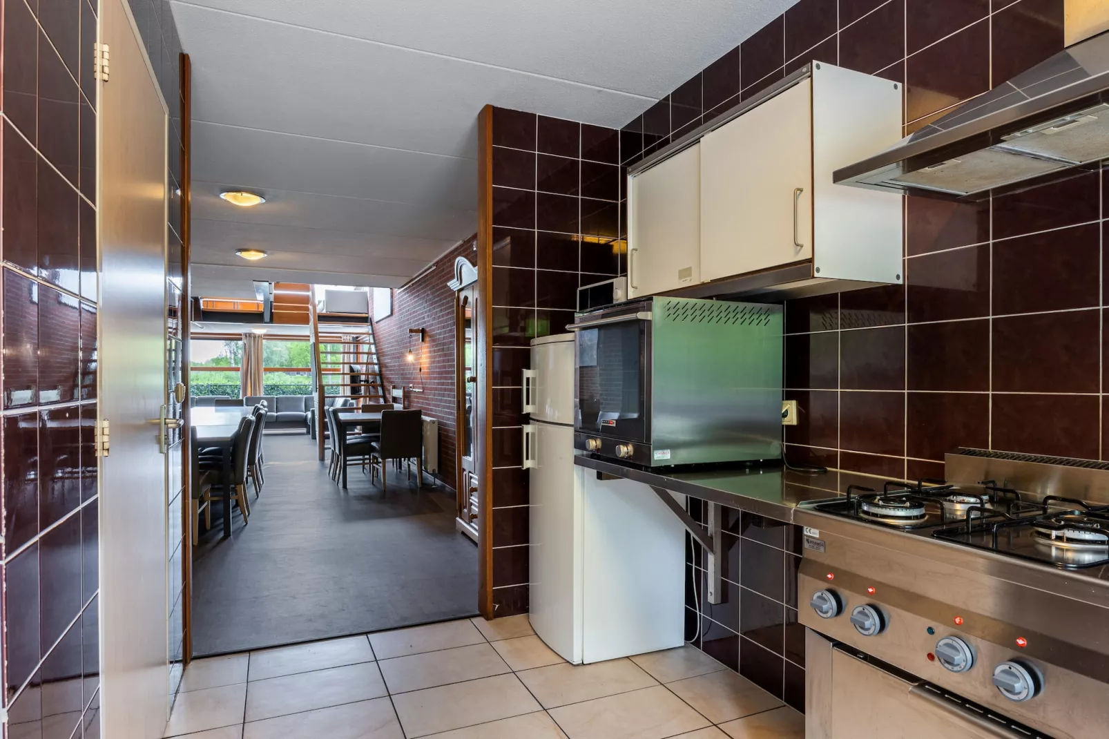 Hunzepark 10-Kitchen