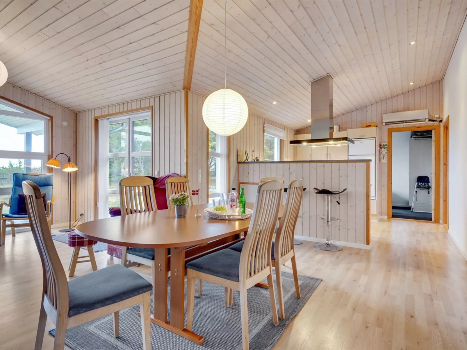 "Awenita" - 50m to the fjord-Inside