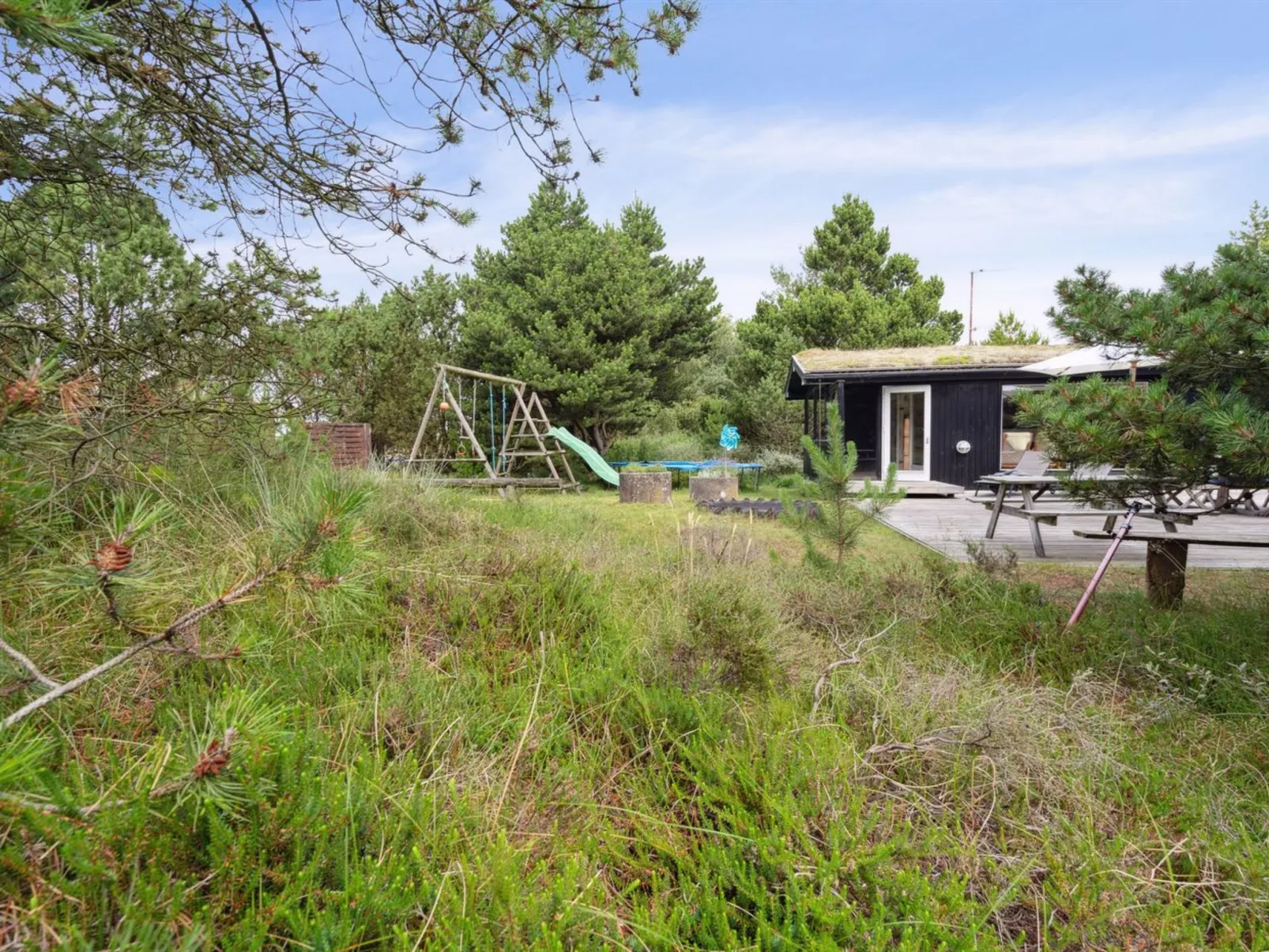 "Elin" - 3km from the sea-Outside